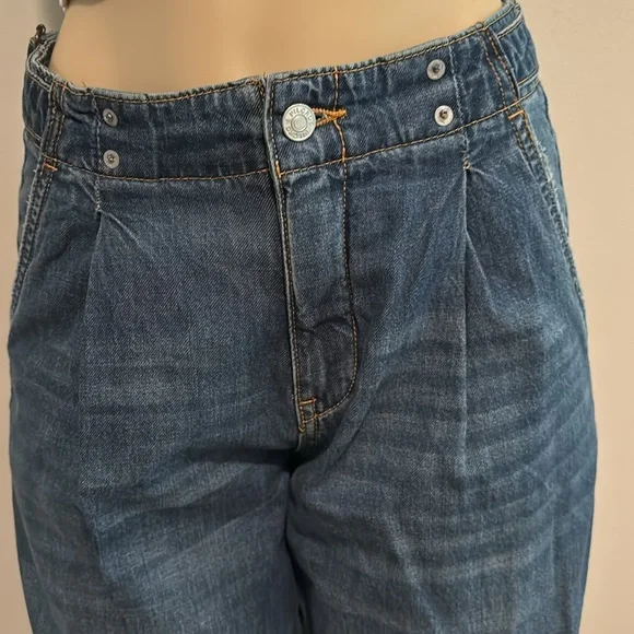 Pilcro The Pleated Baggy Jeans size 26P - Picture 10 of 13